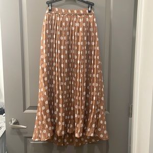 Mid length polka dot skirt